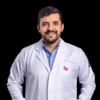 Diego Sampaio - Neurocirurgião